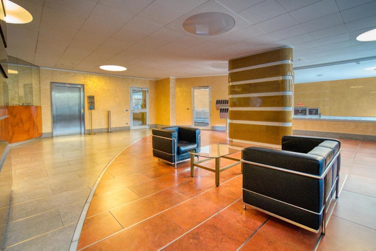 Caseospitali - Cherenel, Bilocale Vicino Centrale Mm2 Milan Extérieur photo